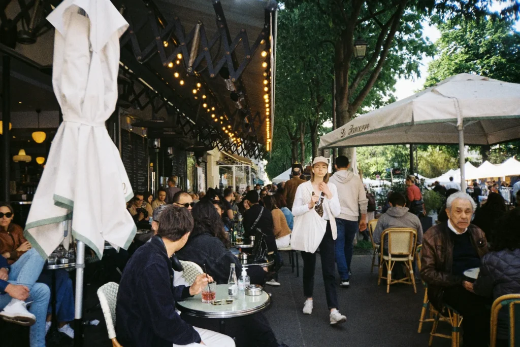 Restaurant in Paris.