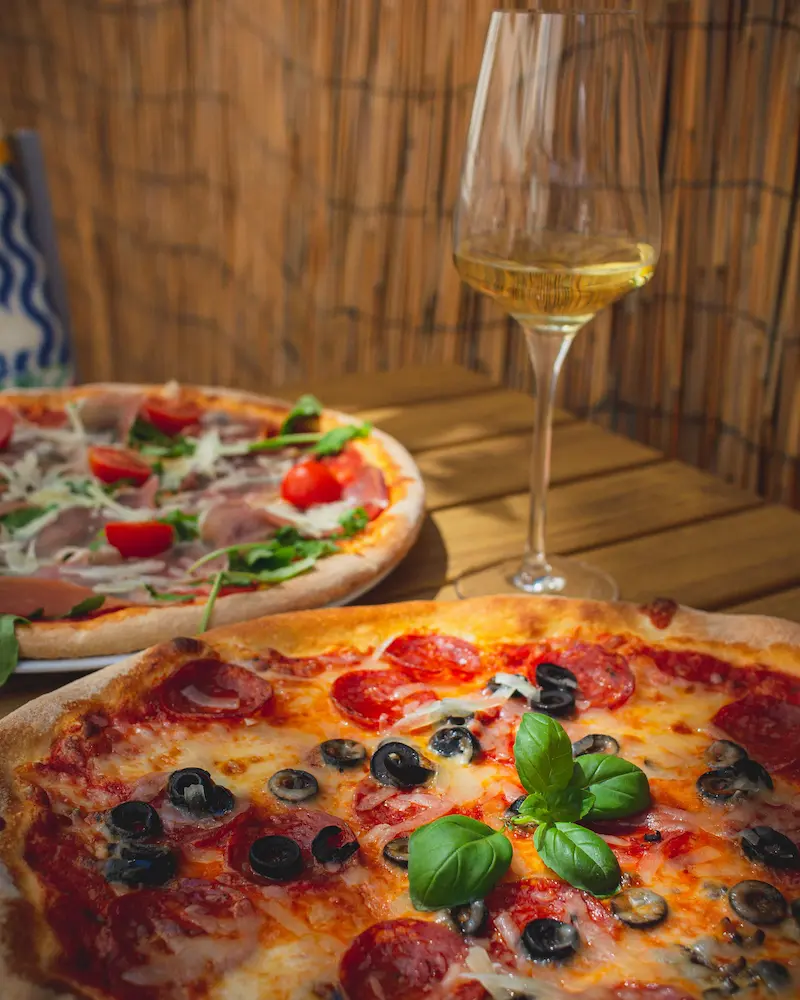 Pizza tondo in rome