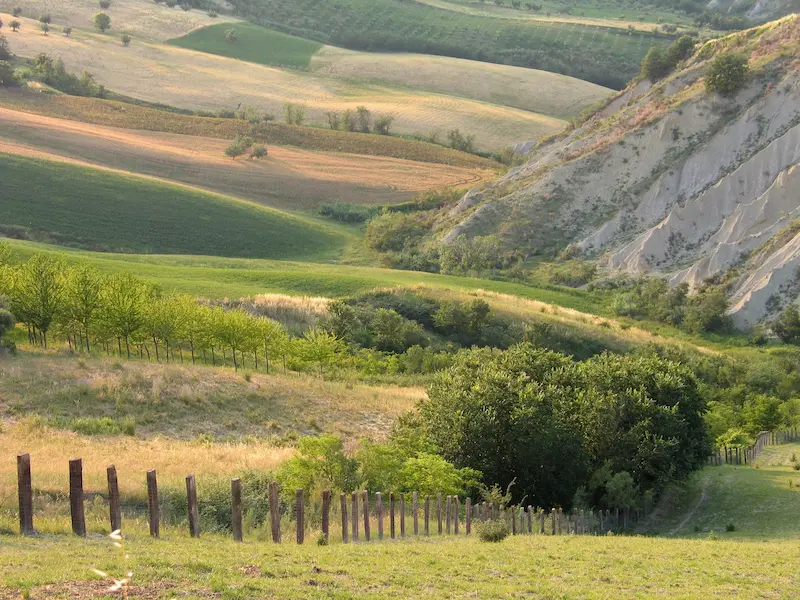 Roman countryside image.